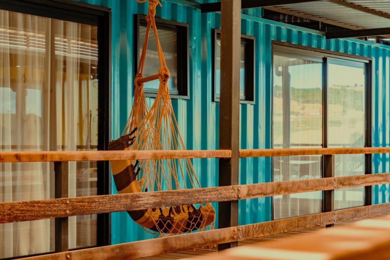 Villa Container Lodge กาปีตอลิโอ ภายนอก รูปภาพ