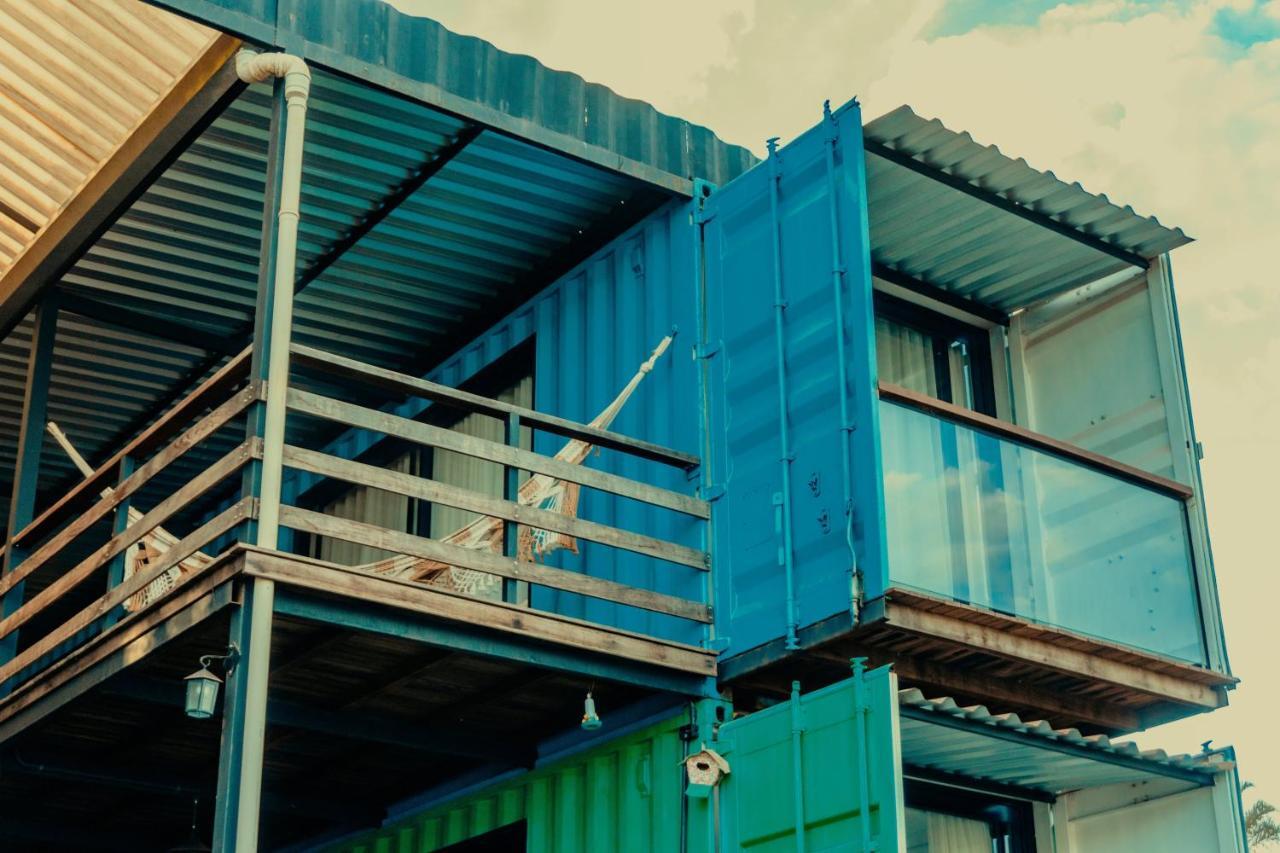 Villa Container Lodge กาปีตอลิโอ ภายนอก รูปภาพ